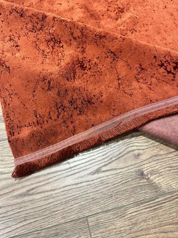 Kırmızı Renkli Verona İnce Halı