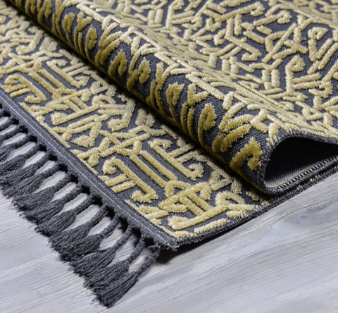 Sarı Renkli  Nakışlı Rönesans Kilim
