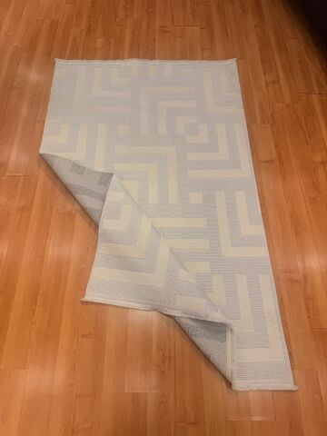 Krem Tonlarında Hereke Kilim