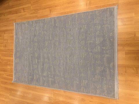 Gri Renkte Hereke Kilim