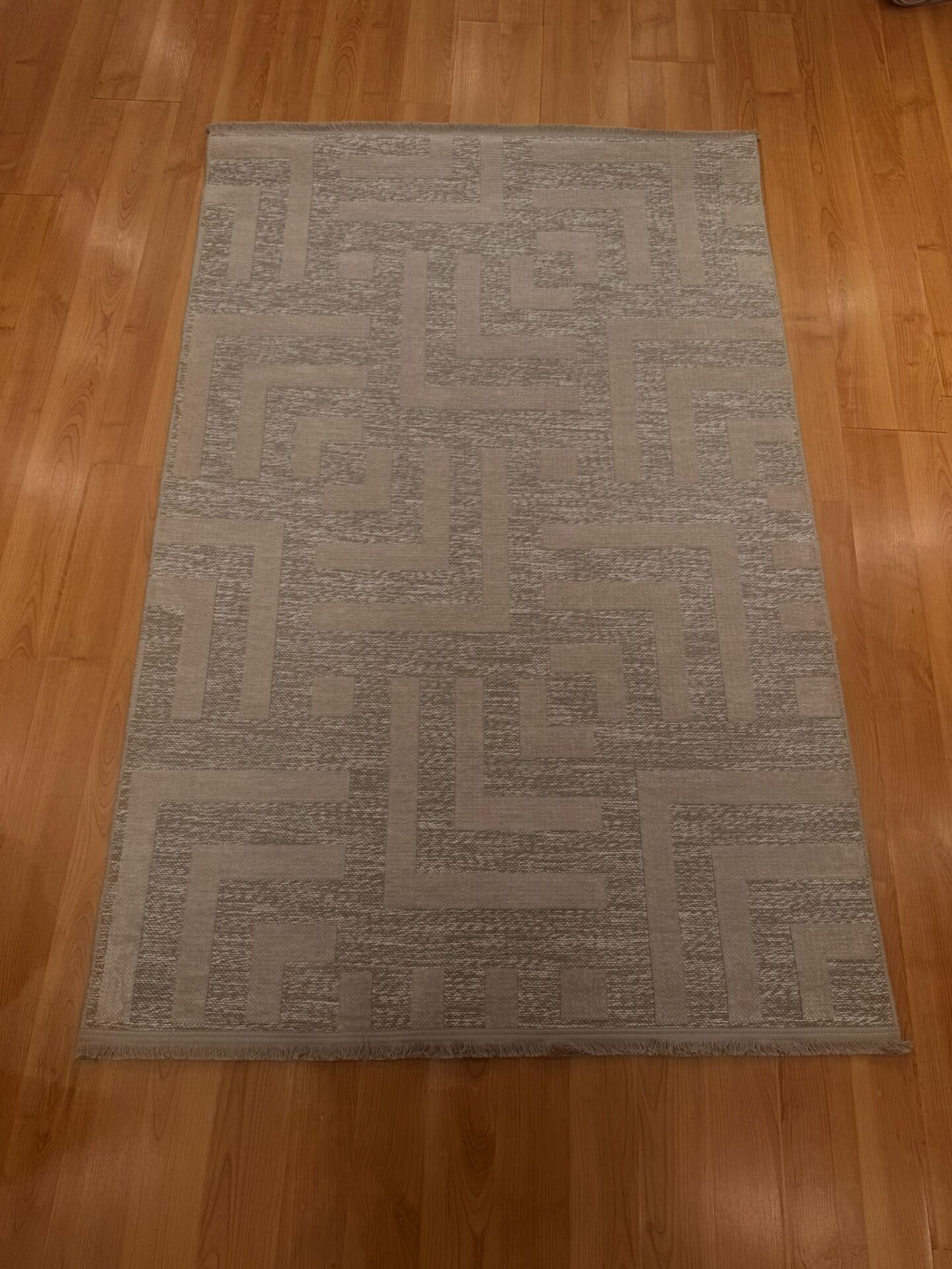 Kahverengi Çizgili Hereke Kilim