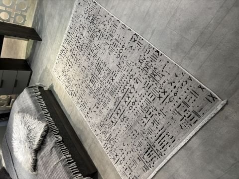 Gri Renkli Etro Kilim