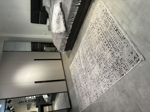 Gri Renkli Etro Kilim