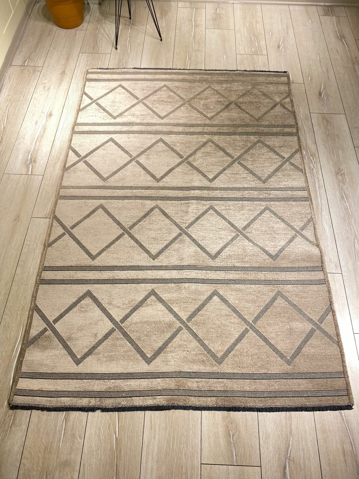 Vizon Rengi Kendinden Desenli Vals Kilim