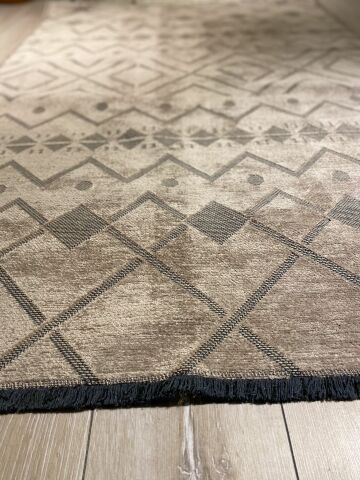 Vizon Renkli Kendinden Desenli Vals Kilim