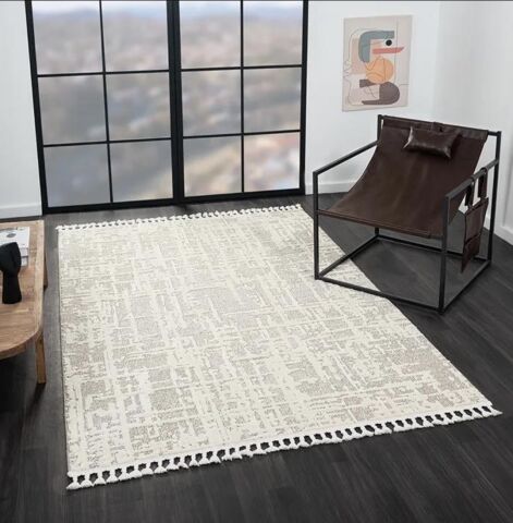 Bej Dekoratif Kabartmalı Halı