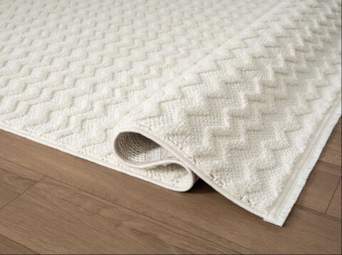 Beyaz Modern Desen Kabartmalı Bukle Halı