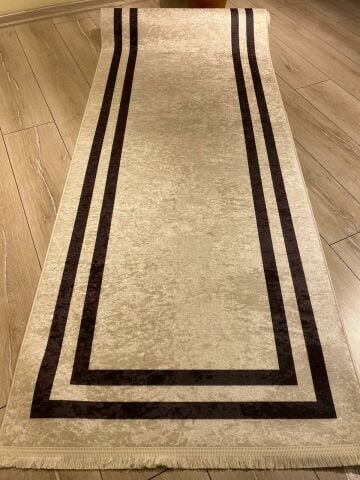 Açık Gri Siyah Çerçeve Desenli Baskı Kilim