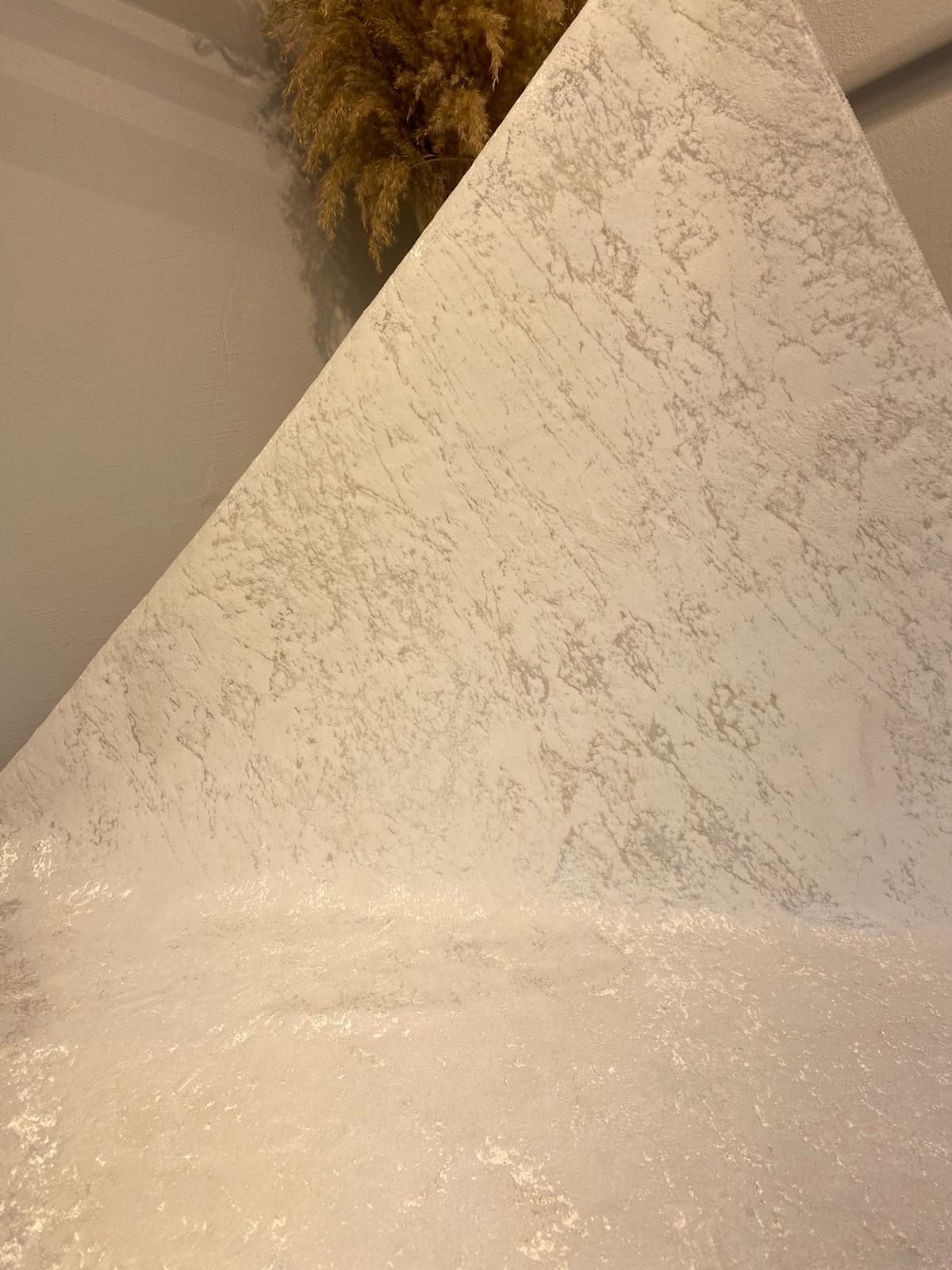 Beyaz Renkli Verona İnce Halı