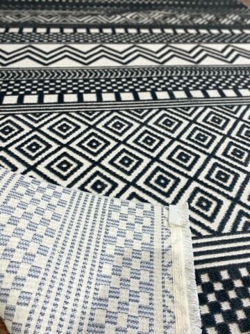 Antrasit / Beyaz Renkli Modern Desenli Opera Kilim