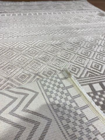 Gri / Beyaz İskandinav Desenli Opera Kilim