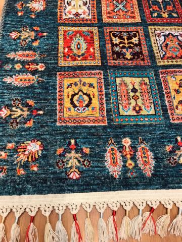 Renkli Saçaklı Otantik Desenli Dekoratif Dokuma Kilim