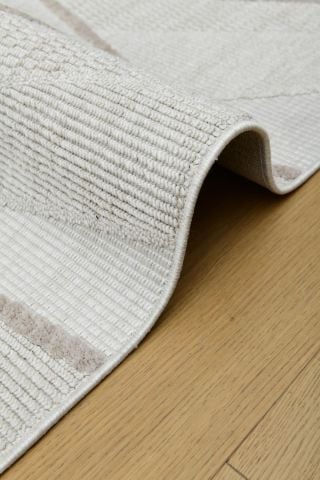 Ersin Doğan'ın Koridoruna Tercih Ettiği Krem Rengi Kahve Geçişli Melrose Kilim