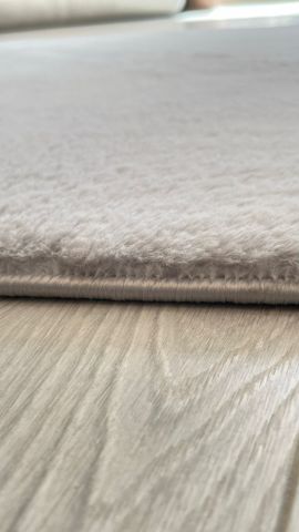 Gri Renk Yumuşak Yüzeyli Puffy Kilim