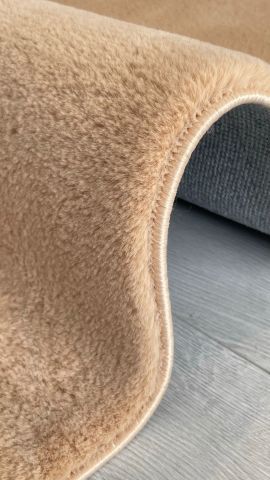 Açık Kahve/Cappicino Rengi Yumuşak Yüzeyli Puffy Kilim