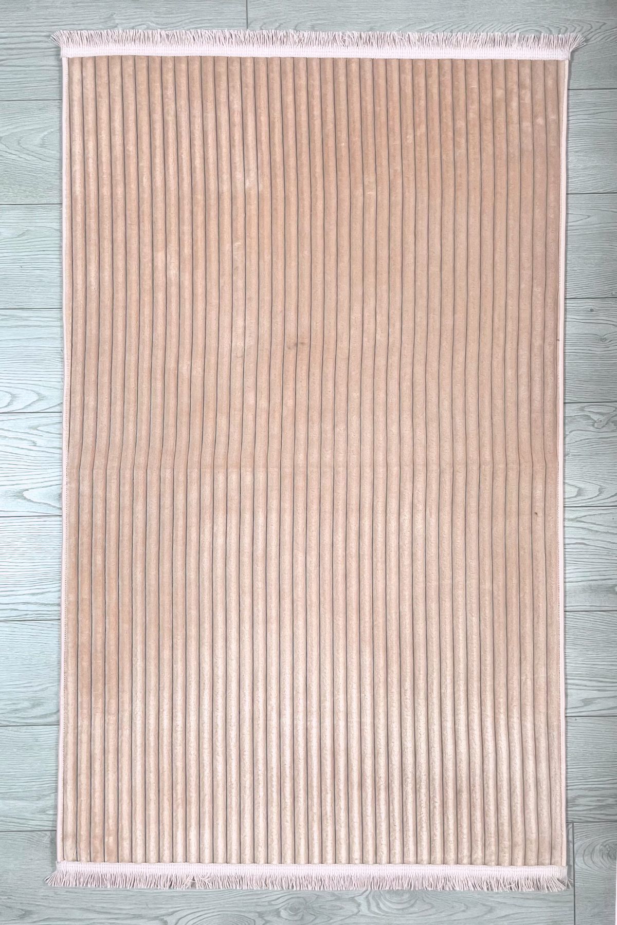 Pudra Rengi Yumuşak Yüzeyli Line Kilim
